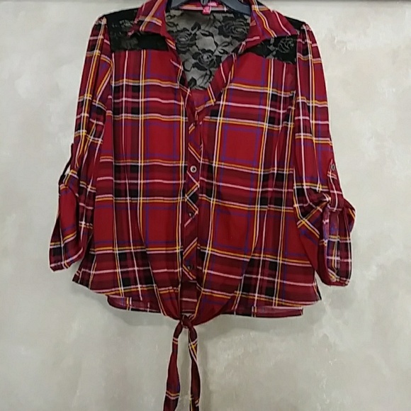 BONGO Tops - Bongo Plaid Lace XL Crop Top